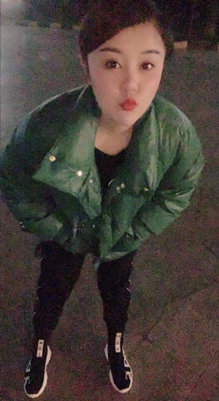 杨乔依的第一张照片--贵港相亲服务中心