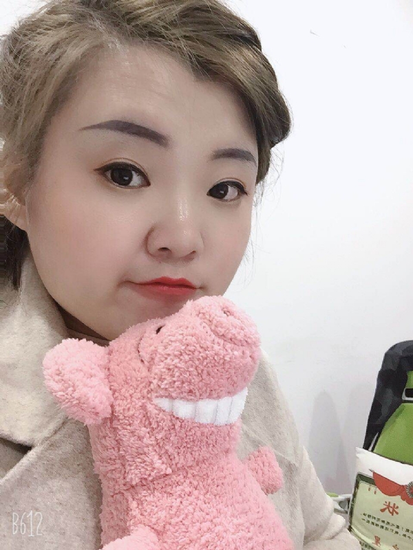 李娜的第一张照片--贵港相亲服务中心