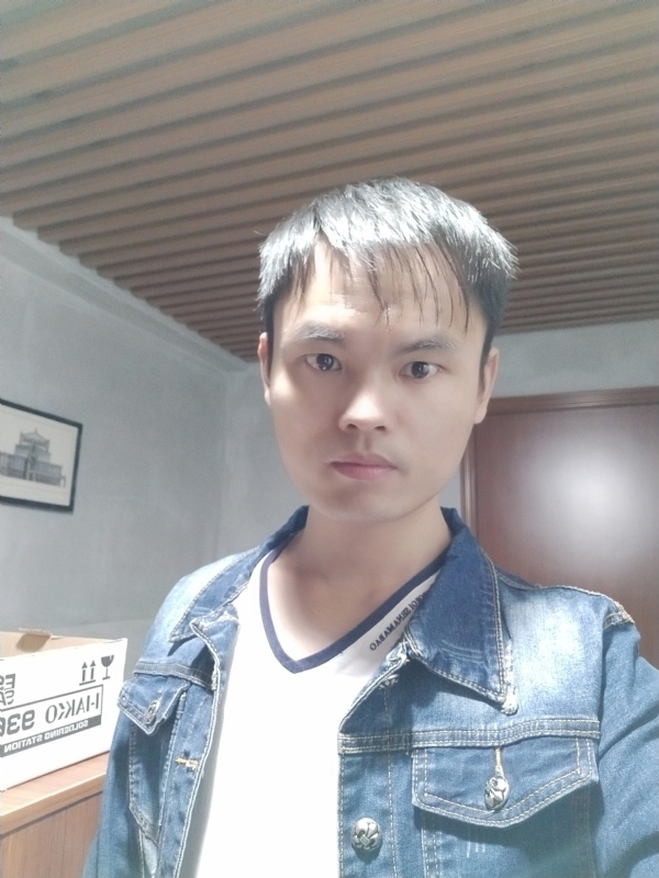 阿信的第一张照片--贵港相亲服务中心