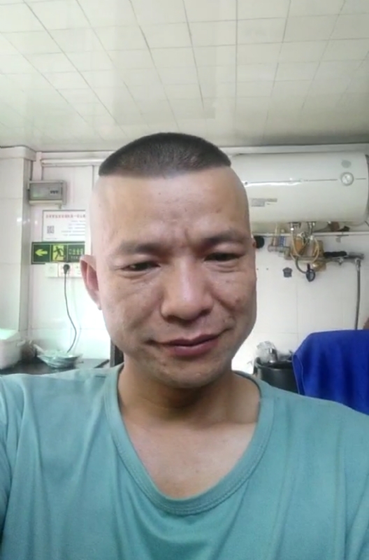 自创生涯的第一张照片--贵港相亲服务中心