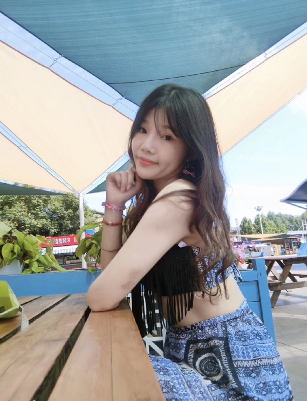 诗雨的第一张照片--贵港相亲服务中心