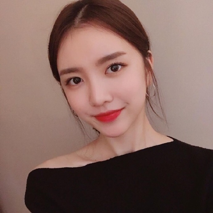 唐馨儿的第一张照片--贵港相亲服务中心