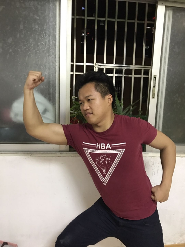 彭宏谊的第一张照片--贵港相亲服务中心