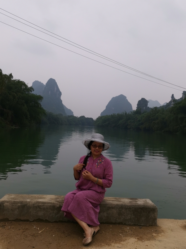 银子姐姐的第一张照片--贵港相亲服务中心