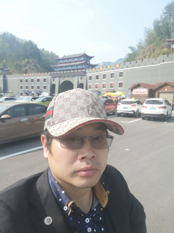 金沧海的第一张照片--贵港相亲服务中心