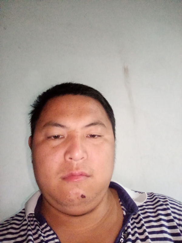 两杠四星的第一张照片--贵港相亲服务中心