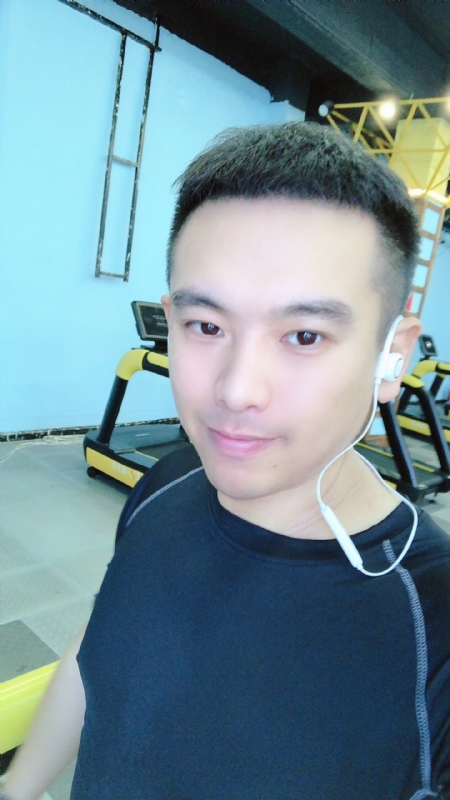 紫色天蝎的第一张照片--贵港相亲服务中心