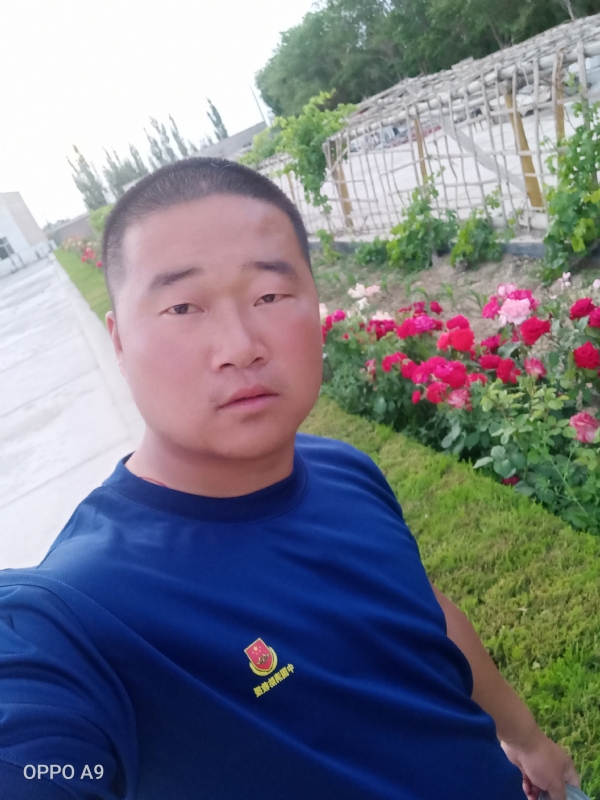 奋斗中的青春最美丽的第一张照片--贵港相亲服务中心