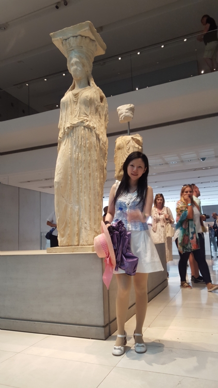 捻花微笑的第一张照片--贵港相亲服务中心