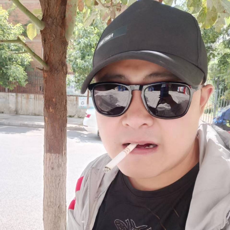 瞄小七的第一张照片--贵港相亲服务中心