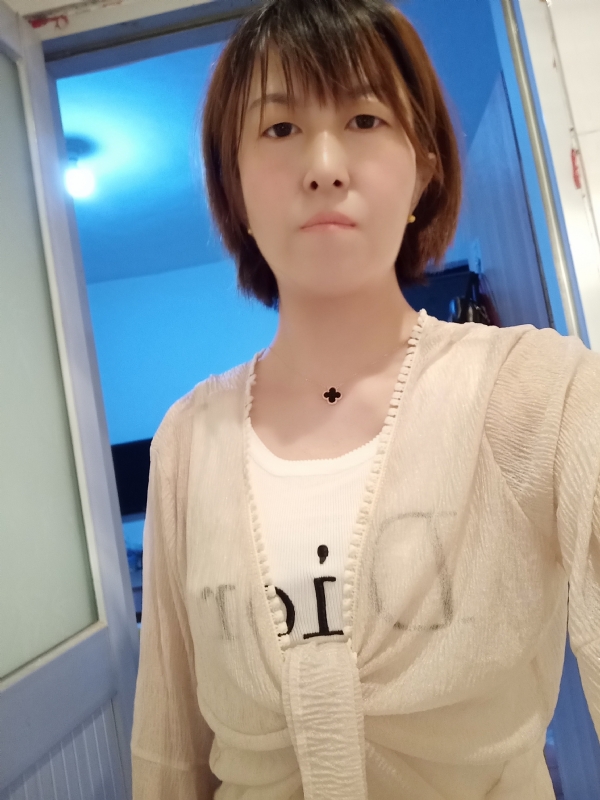 芬儿的第四张照片--贵港相亲服务中心