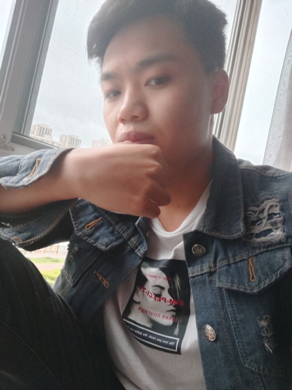 鬼卿的第四张照片--贵港相亲服务中心