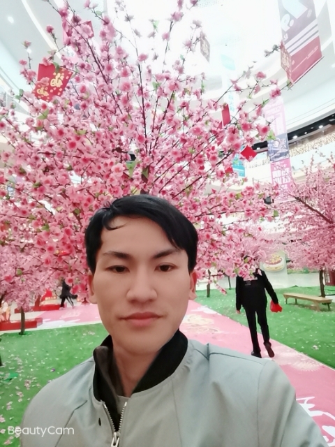 单身一人的第二张照片--贵港相亲服务中心