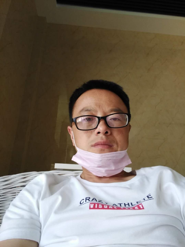 小马奔腾的第一张照片--贵港相亲服务中心