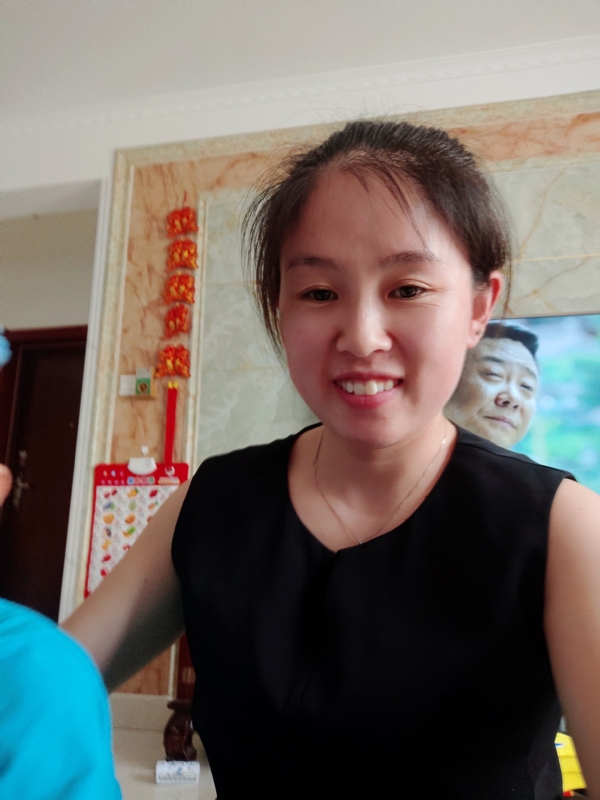 睿智的第一张照片--贵港相亲服务中心