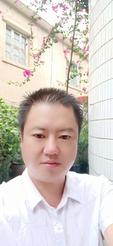 陈欢翔的第一张照片--贵港相亲服务中心