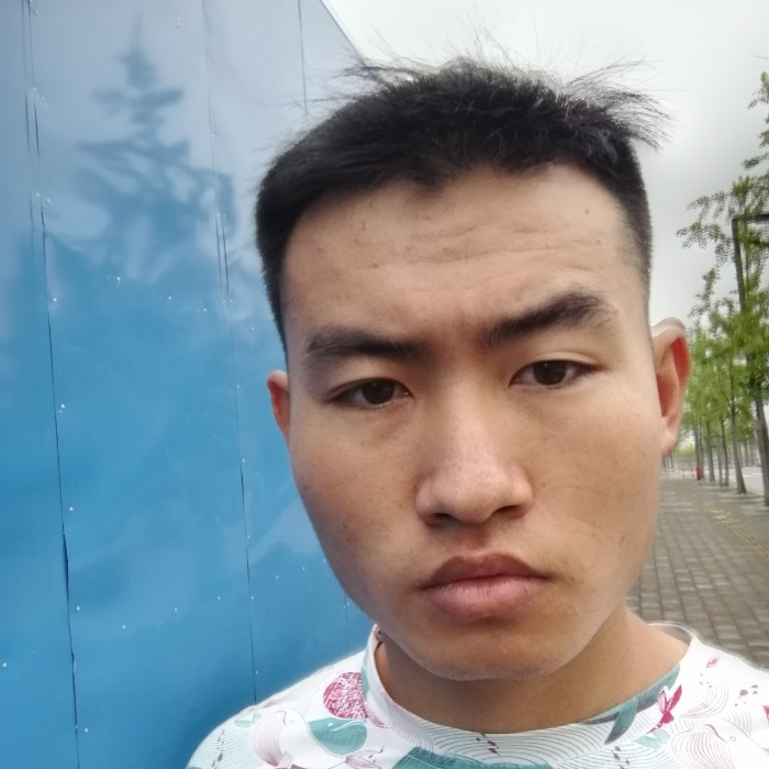 爱一个哦的第一张照片--贵港相亲服务中心