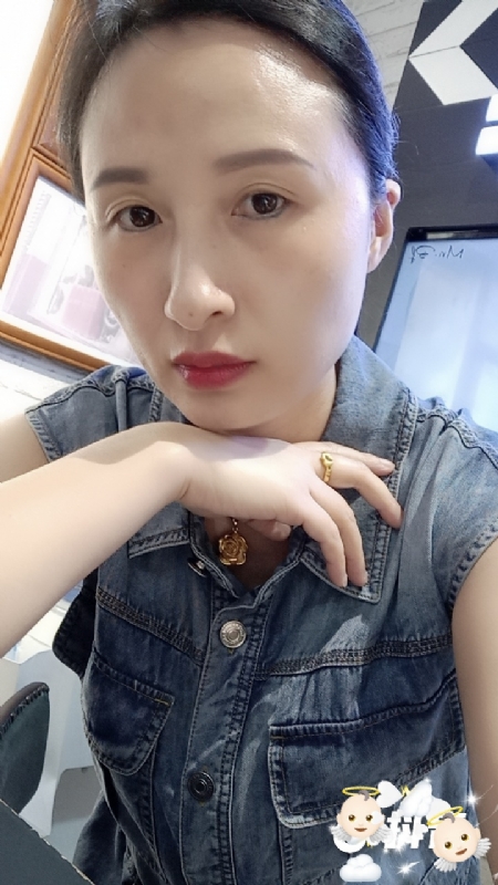 桃子的第三张照片--贵港相亲服务中心