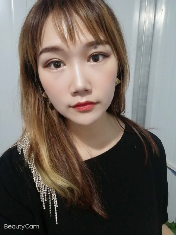 艾薇的第四张照片--贵港相亲服务中心