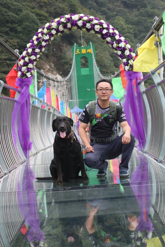 离人的第一张照片--贵港相亲服务中心