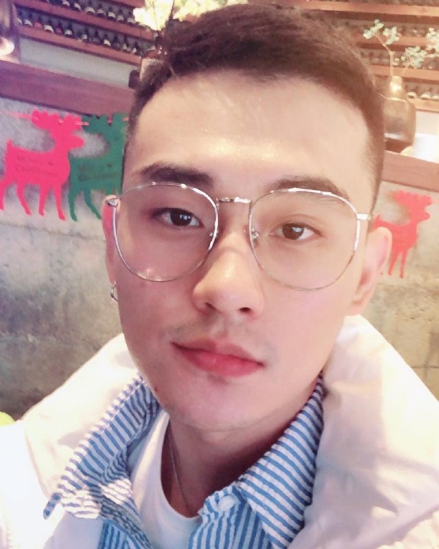 胡强很孤单的第一张照片--贵港相亲服务中心