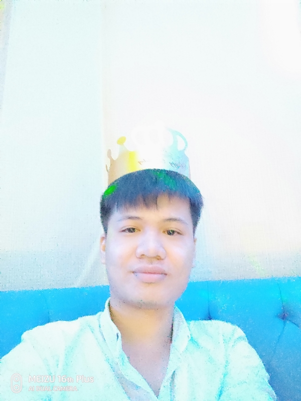 寻找另一半的第一张照片--贵港相亲服务中心