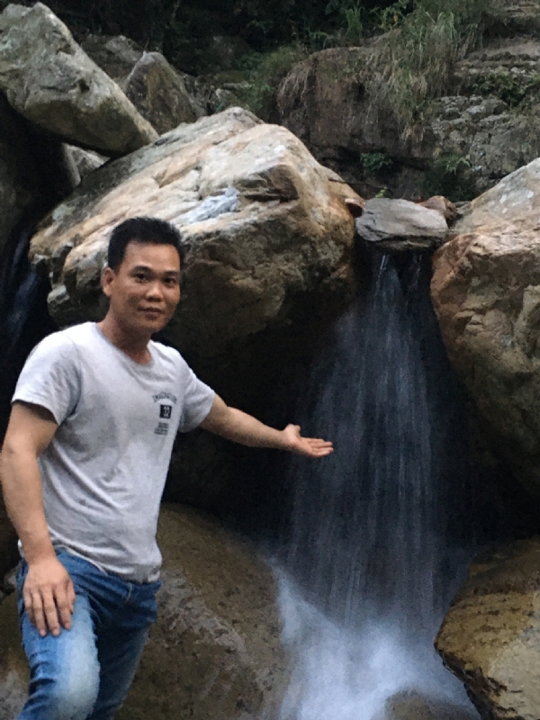 Luang少的第三张照片--贵港相亲服务中心