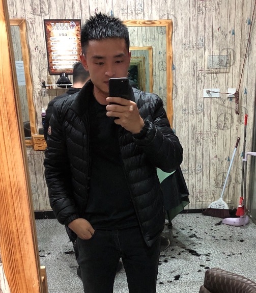 知足常乐的第二张照片--贵港相亲服务中心