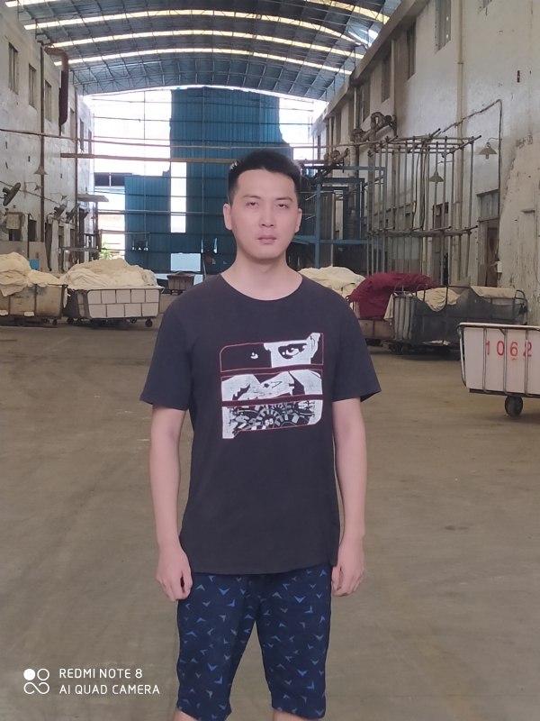 六月雨的第一张照片--贵港相亲服务中心