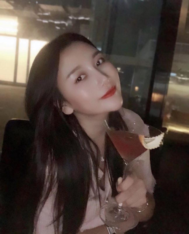 嫣然的第一张照片--贵港相亲服务中心