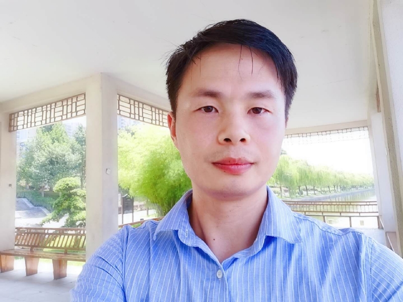 小艾同学的第一张照片--贵港相亲服务中心