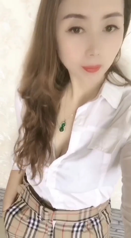 雨蝶的第一张照片--贵港相亲服务中心