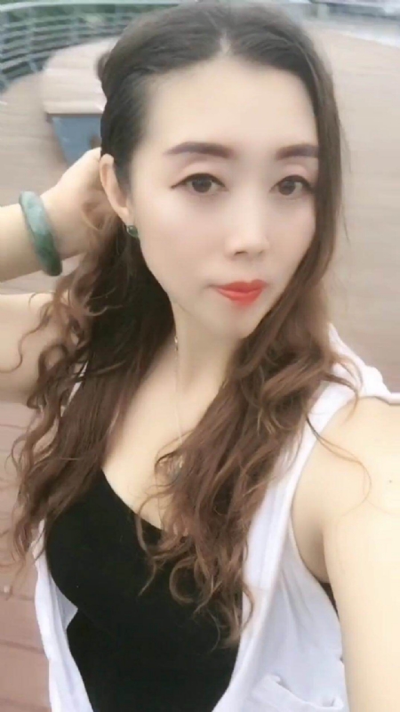 雨蝶的第三张照片--贵港相亲服务中心