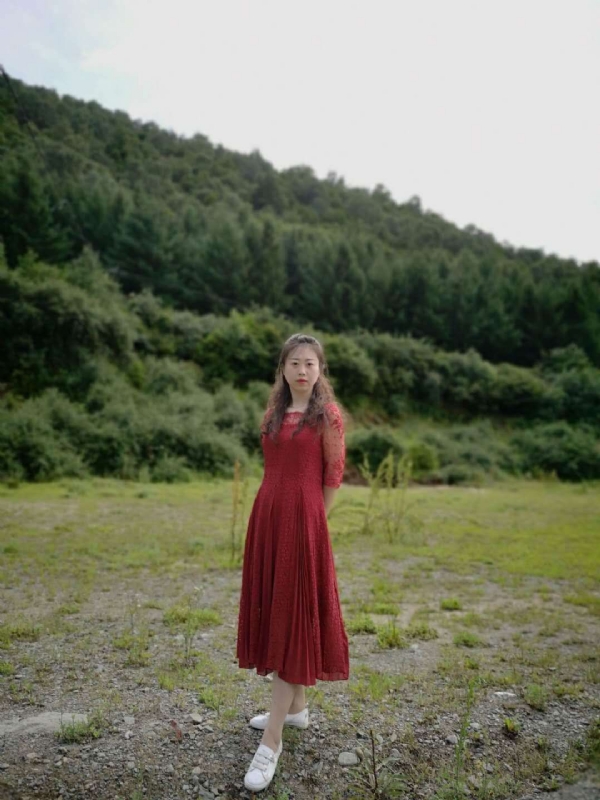 木槿的第七张照片--贵港相亲服务中心