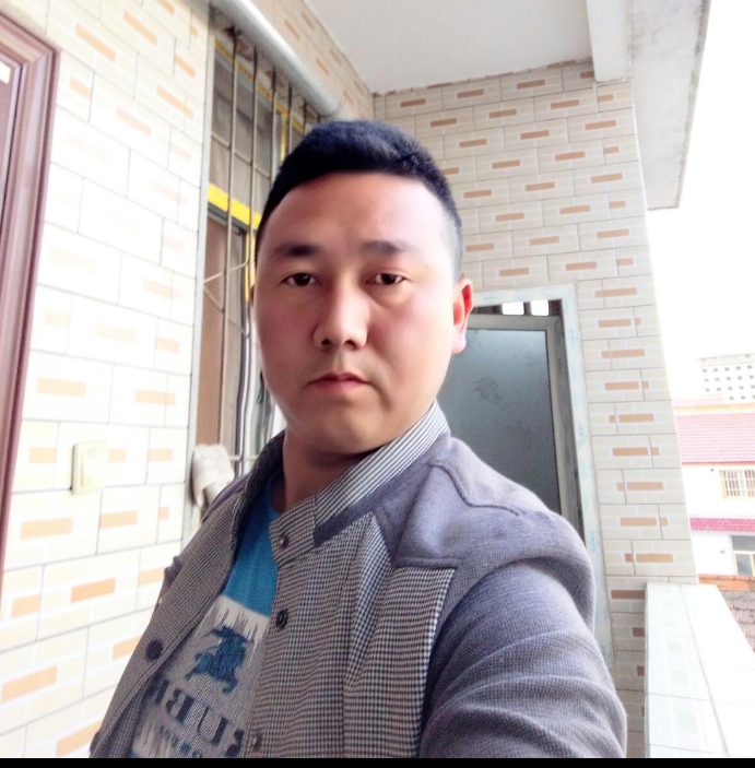 帅帅的大叔的第一张照片--贵港相亲服务中心