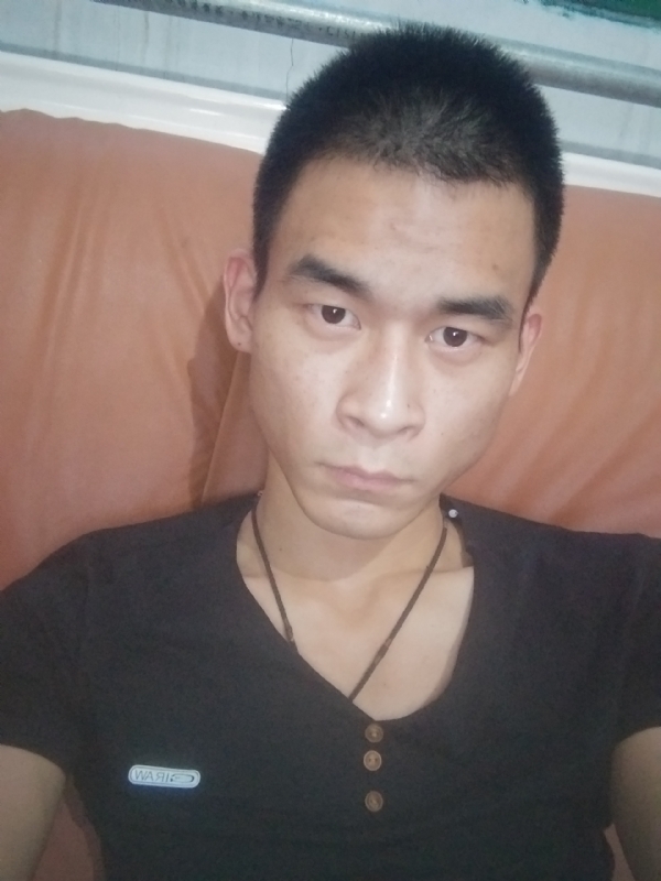 单身狗一枚的第二张照片--贵港相亲服务中心