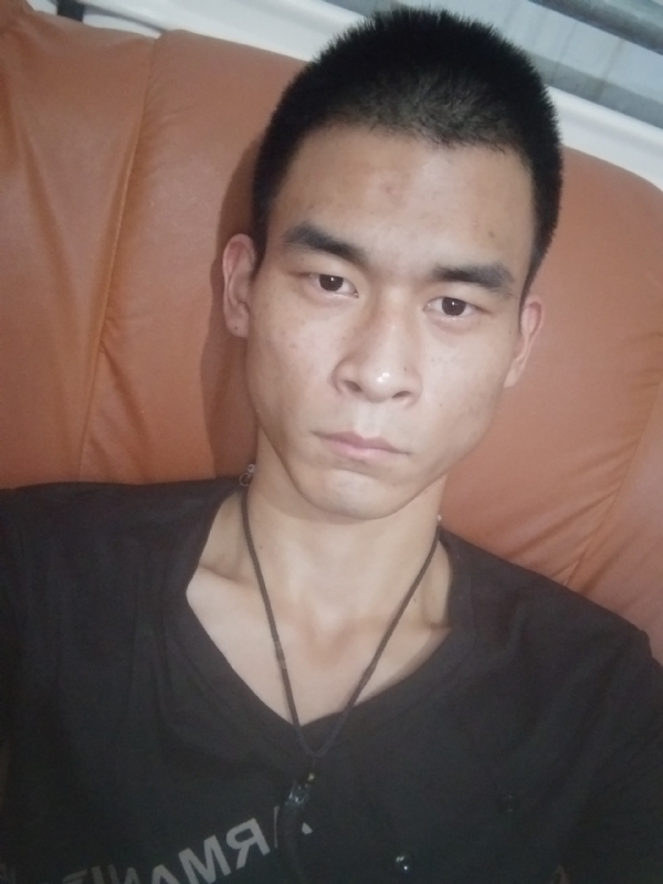 单身狗一枚的第三张照片--贵港相亲服务中心