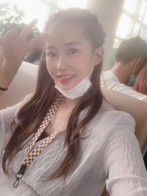 宁乙的第一张照片--贵港相亲服务中心