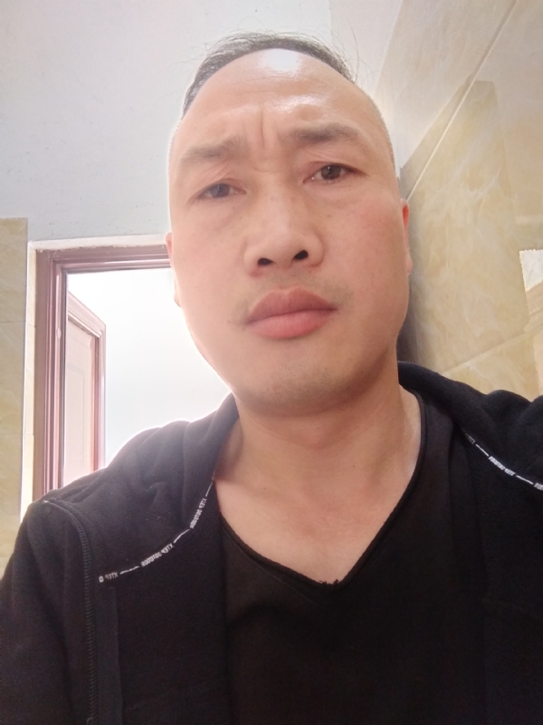 猴哥的第一张照片--贵港相亲服务中心