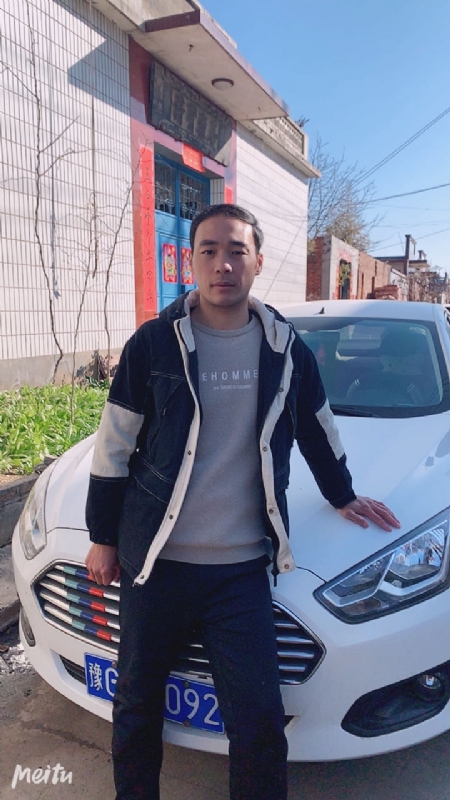 一片云的第一张照片--贵港相亲服务中心