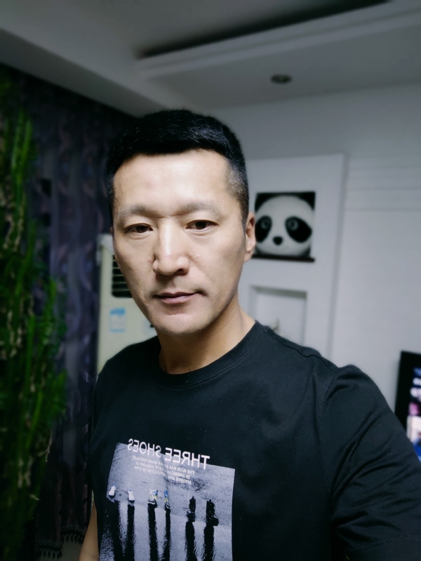 庆柏的第一张照片--贵港相亲服务中心