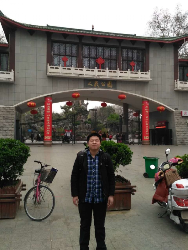 在奋斗的第四张照片--贵港相亲服务中心