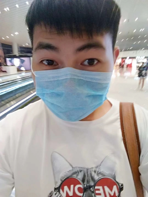 咔咔一顿的第一张照片--贵港相亲服务中心