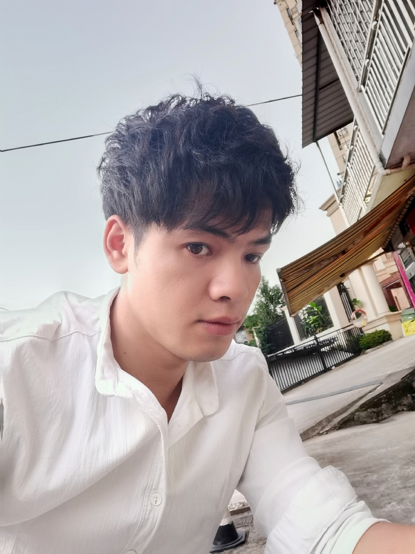 幕后老板的第一张照片--贵港相亲服务中心