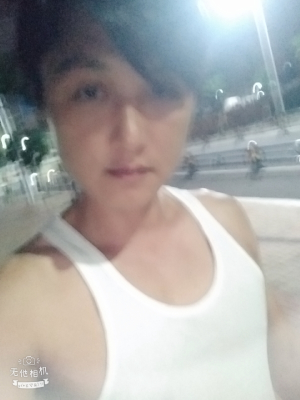 弟弟的第一张照片--贵港相亲服务中心