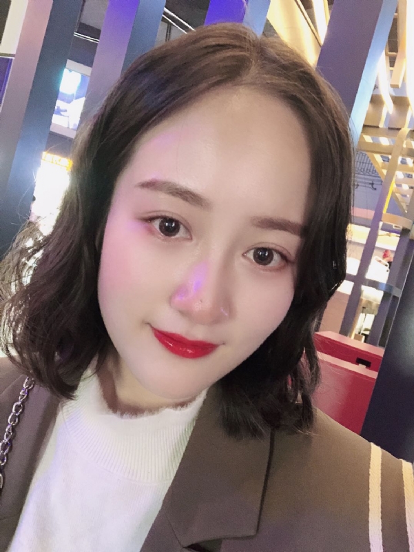 米苏娜娜的第一张照片--贵港相亲服务中心