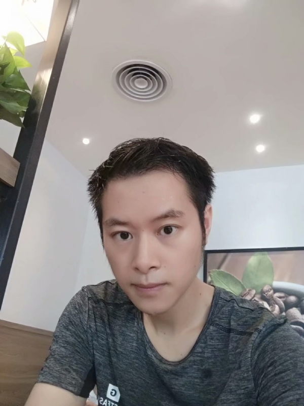 期待缘分的第二张照片--贵港相亲服务中心