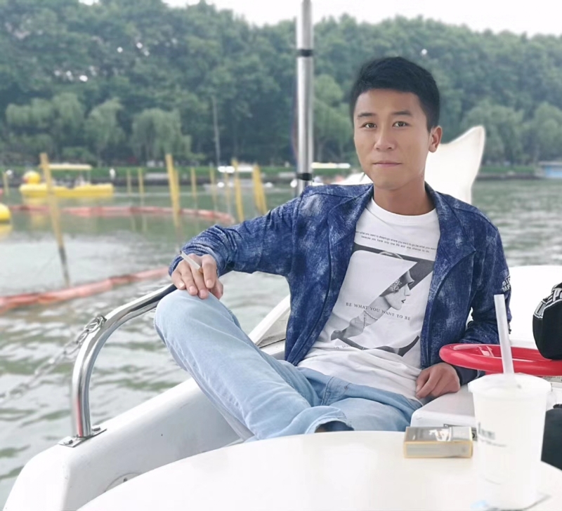 小熊微品的第一张照片--贵港相亲服务中心