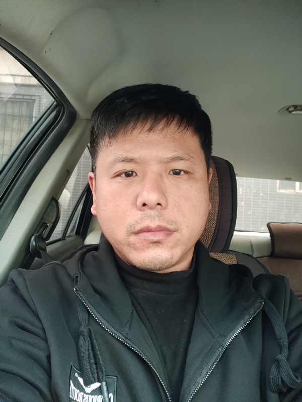 田立城的第一张照片--贵港相亲服务中心