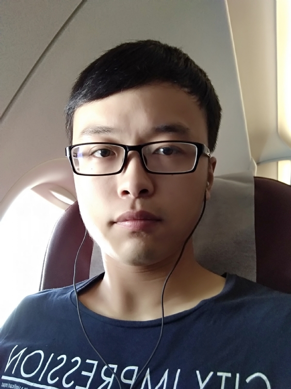 在水一方的第一张照片--贵港相亲服务中心